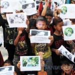 Aksi Stop Kekerasan Terhadap Anak - bandung ekspres