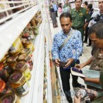 Dinkes Bandung Sidak Makanan - bandung ekspres
