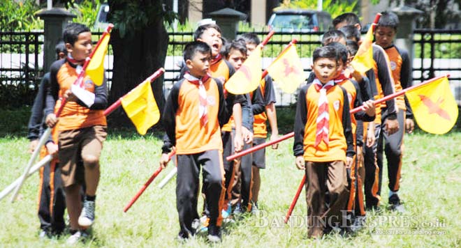 Kwarcab Bandung Olah Materi ISC Siswa SDN Cibiru 4