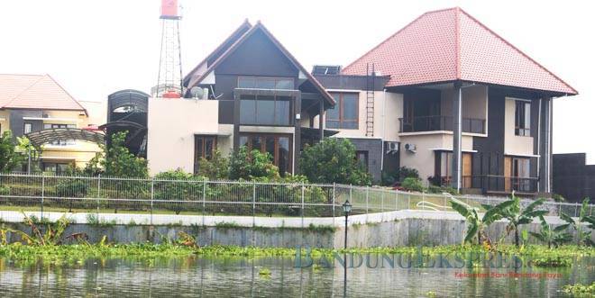 Overtopping Berarti Bencana Ilustrasi penyempitan waduk - bandung ekspres