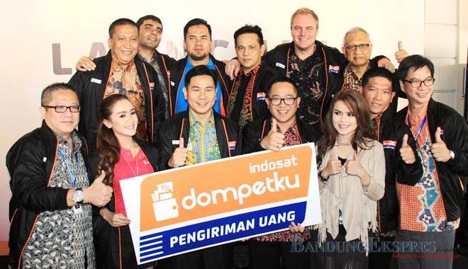 ISTIMEWA LAUNCHING: Indosat bekerja sama dengan Alfamart meluncurkan Dompetku Pengiriman Uang untuk mempermudah masyarakat yang ingin mengirim uang dengan cepat dan aman.