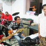 Maestro Musik Sunda Tan Deseng - bandung ekspres