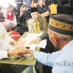NIKAH BERJAMAAH - bandung ekspres