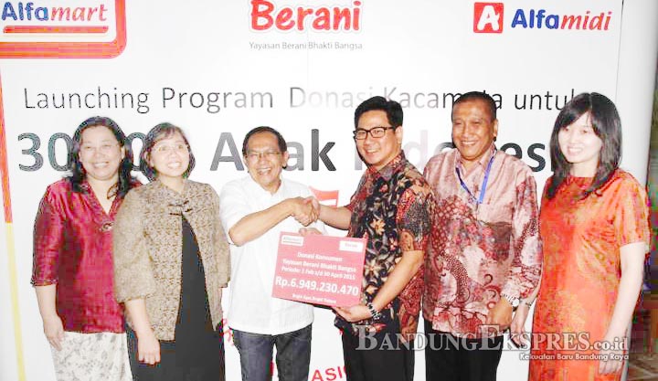program Donasi Kacamata untuk 30 Ribu Anak Indonesia