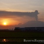 Asap gunung raung