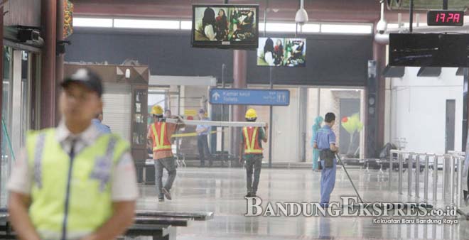 BANDARA TERBAKAR