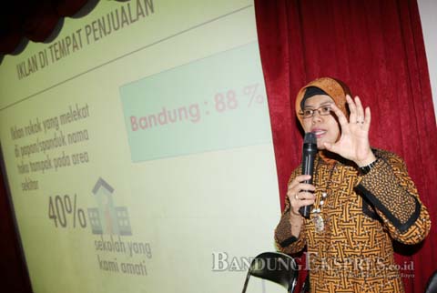 Diskusi Penyebaran Rokok