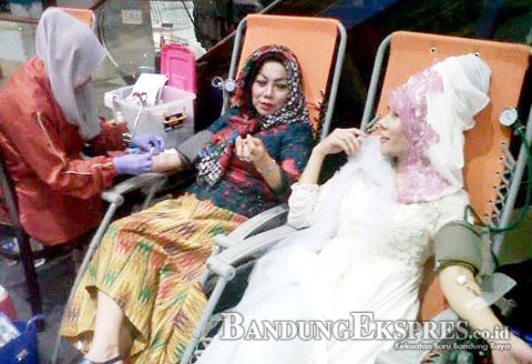 Dunia Gelar Donor Darah dan Santuni Anak Yatim