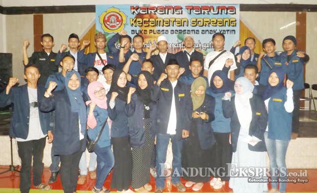 Karang Taruna Soreang Santuni 120 Anak Yatim 2 - bandung ekspres