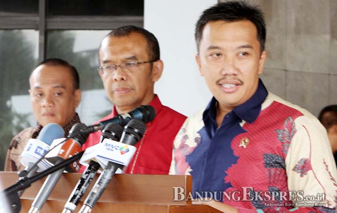 Menpora Kaji Peniadaan Cabor Sepak Bola Menpora
