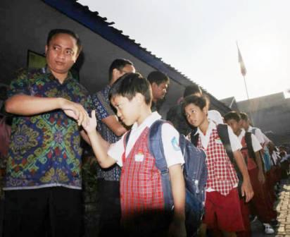 PERTAMA MASUK SEKOLAH