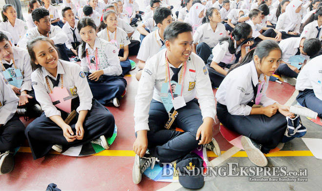 Akui PPDB Kurang Sosialisasi PPDB BANDUNG