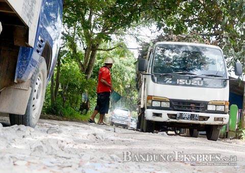 Sopir Truk Dipungli Oknum Petugas PUNGLI