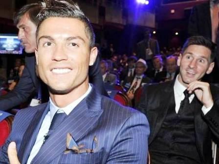 Photobomb Ala Lionel Messi CR7