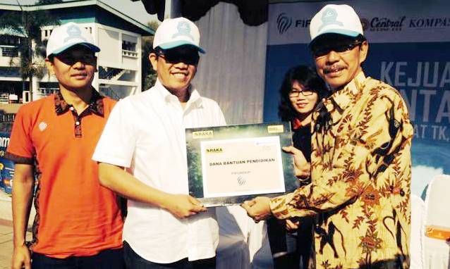 FIFGROUP Dorong Prestasi Atlet Renang FIFGROUP