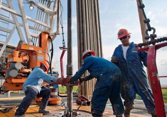 Minyak Mentah Merosot