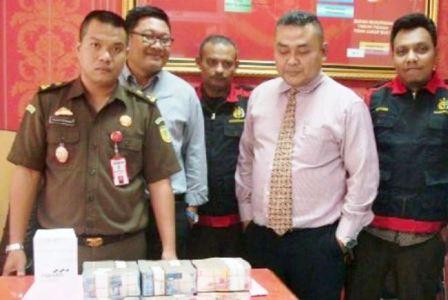 Tersangka KUR Fiktif Segera Disidang Tersangka KUR Fiktif Segera Disidang