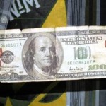 Rupiah Lemah, Dollar Palsu Meneror