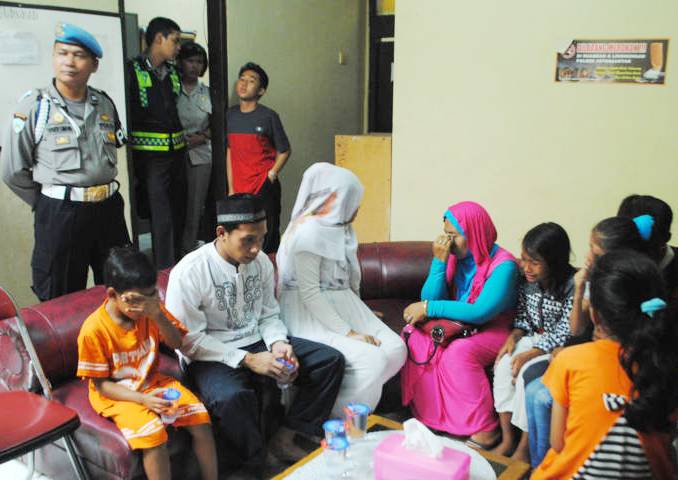 Gelar Pernikahan di Sel Tahanan Nikah di Polsek