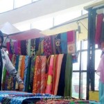 Pelemahan Rupiah, Penjual Kerudung Nyaris Rontok Omset Kerudung