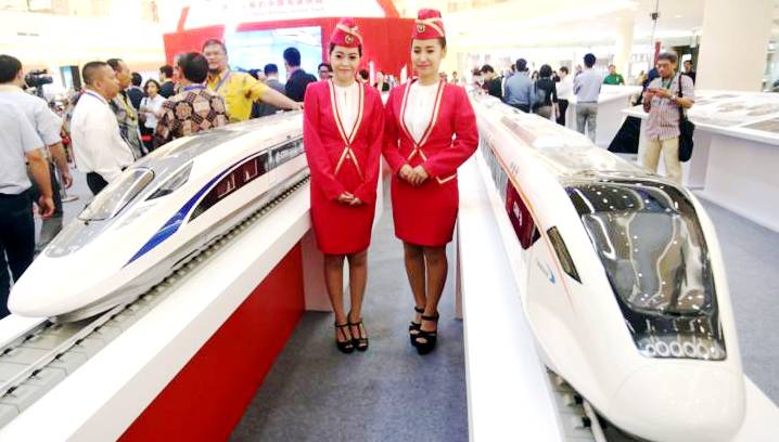 Bandung Batal Punya Kereta Cepat PAMERAN-KERETA-CEPAT