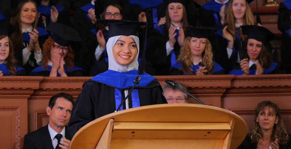 Film Terbaru Acha Septriasa Syuting di Oxford, Siapkan Rp 105 M untuk Asuransi