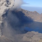 Intensitas Letusan Gunung Barujari Meningkat