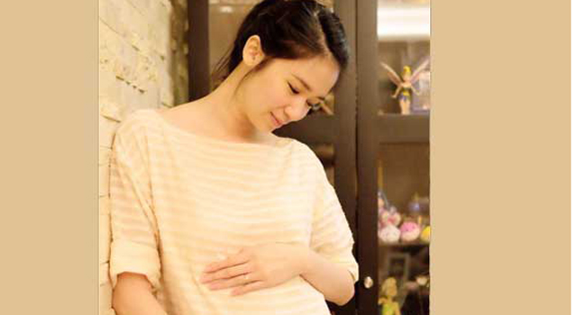 Laura Basuki Hamil Anak Pertama Tanpa Ngidam