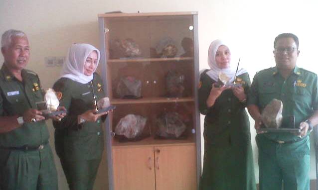 Batu Akik Cinderamata untuk PON