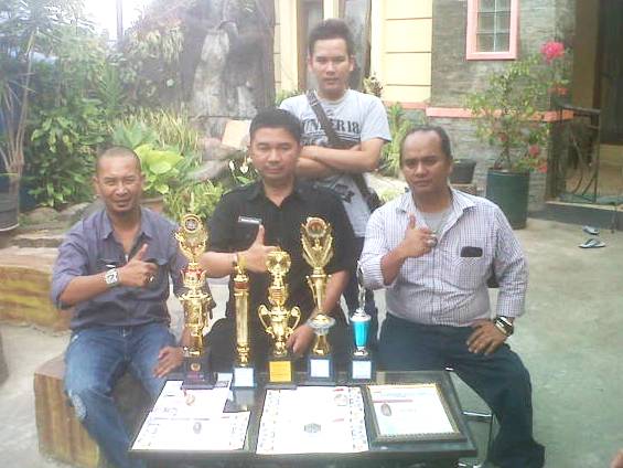 Batu Motif Baju Jokowi