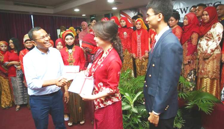 Dahlan-Iskan-lepas-penerima-beasiswa-Tiongkok -