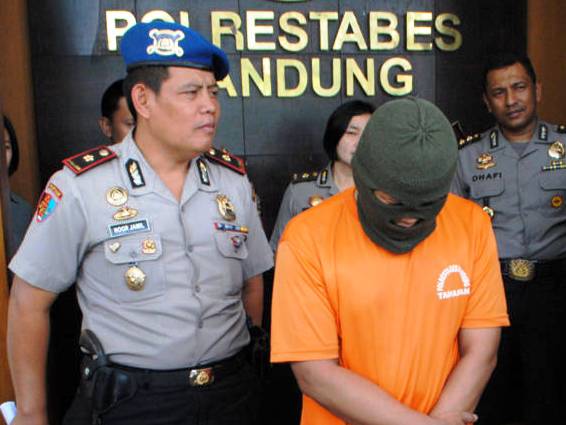 Ekspose Pelaku Pencabulan