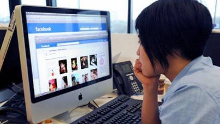 Hacker Bobol Akun Pejabat Pemkot Hacker