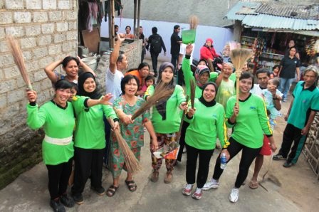 Bandung Merenah Dapat Dukungan PKK Bandung Merenah Dapat Dukungan PKK