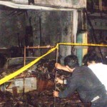 Dua Toko Ludes Terbakar
