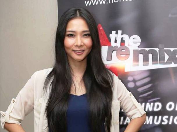 Mey Chan Jajaki Profesi DJ Mey Chan