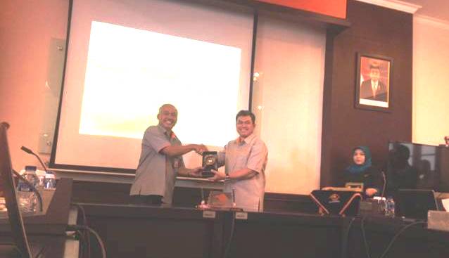 Antam Buka ”Butik Emas” di Kantor Pos PT Pos