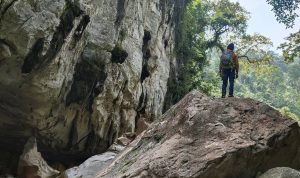 Suasana di Sanghyang Poek yang masih alami