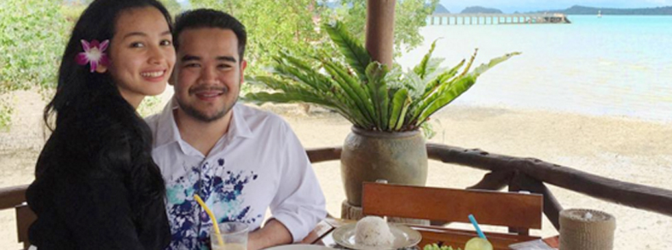 Begini Foto Mesra Bulan Madu Asyraf dan Tya Arifin