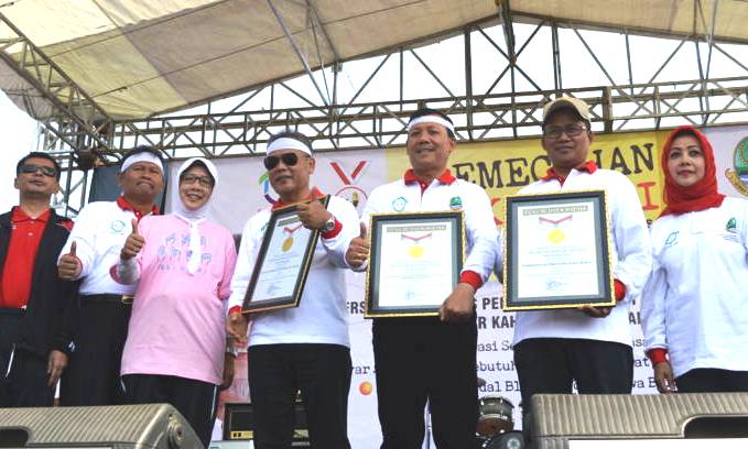 Anak Berkebutuhan Khusus Pecahkan Rekor MURI