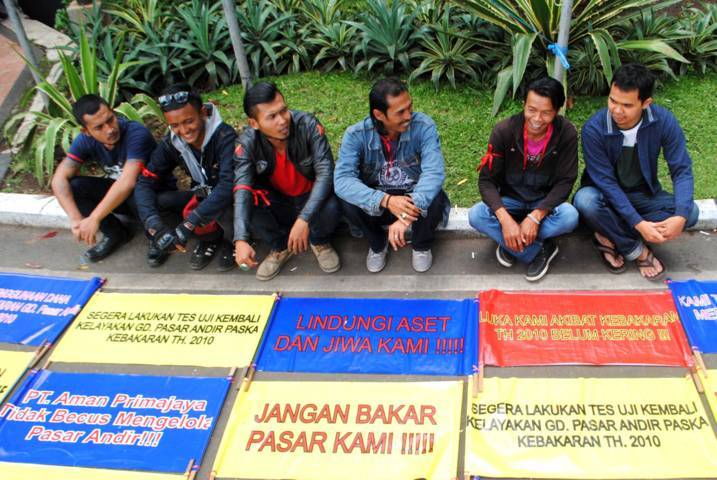 Pedagang Andir Bisa Bangkrut Demo Pedagang Pasar Andir