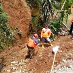 Jembatan Mandalasari Amblas
