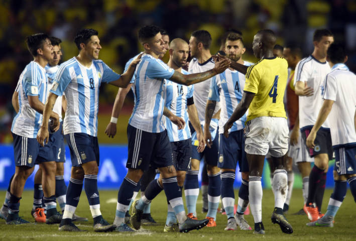 Tango Bangkit, Ekuador Tetap di Puncak Tango Bangkit, Ekuador Tetap di Puncak