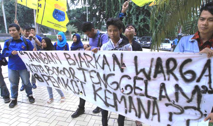 Warga Minta pemkot Turun Tangan -