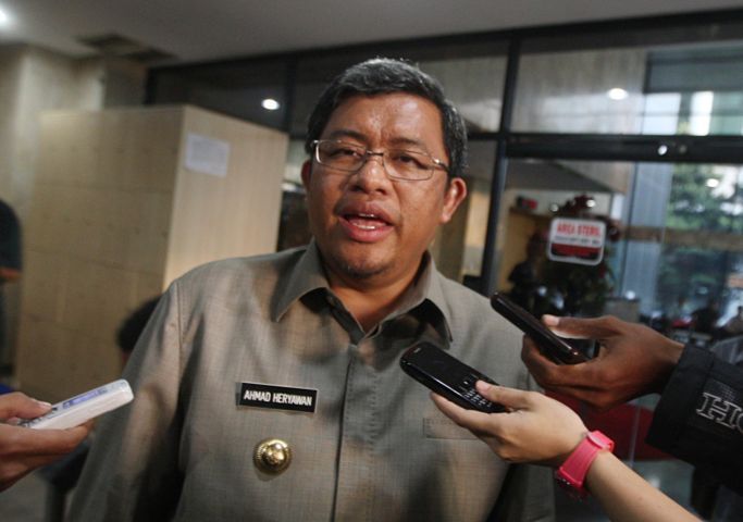 Gubernur Apresiasi Film Bulan Terbelah di Amerika Gubernur Apresiasi Film Bulan Terbelah di Amerika