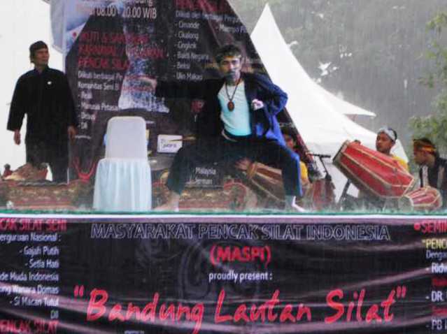 Bandung Lautan Silat
