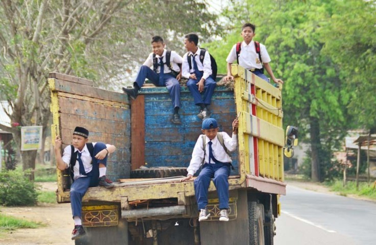 sekolah
