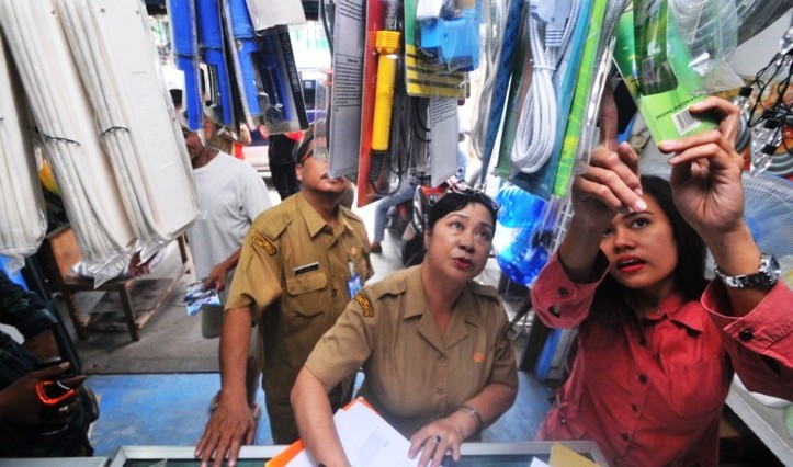 Izin Kilat Raup Investasi Rp 17 T sidak alat listrik