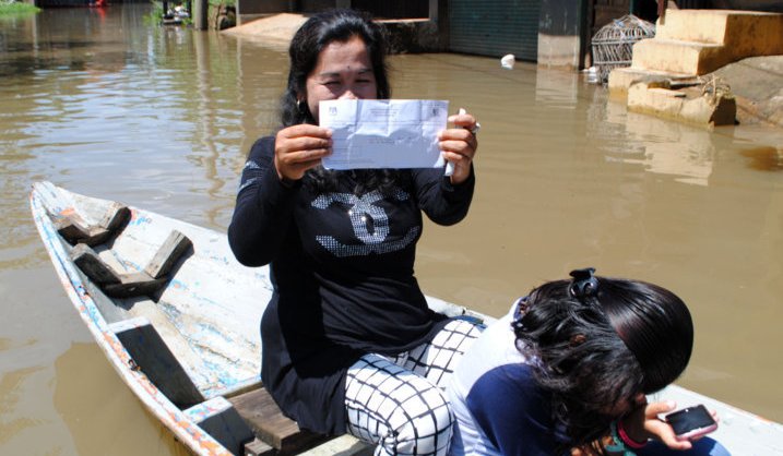Berharap Suaranya Bisa Mengubah Masa Depan Pilkada Kebanjiran