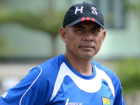Latihan Perdana Diikuti 10 Pemain Herrie Setiawan Asisten Pelatih Persib
